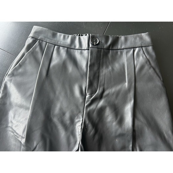 ZENANA Black Faux Leather Single Pleated High Waisted Wide Leg Pants L Large - Picture 13 of 14